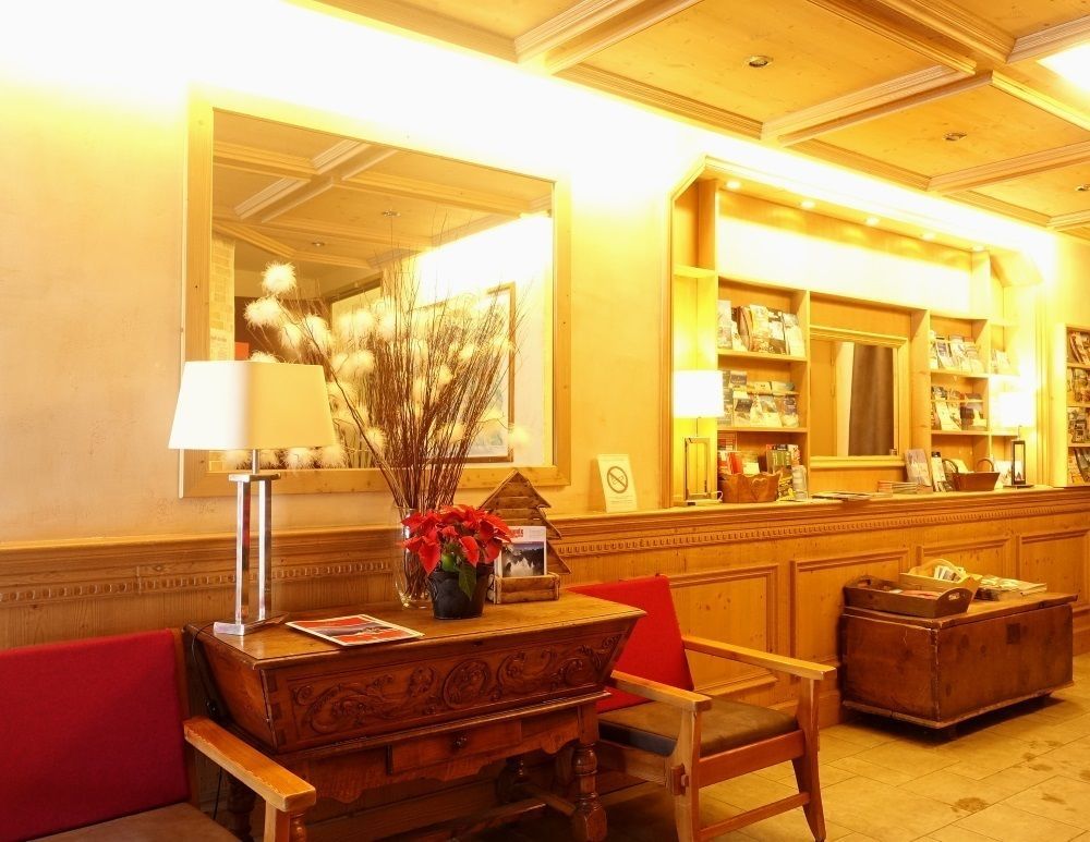 Hotel Restaurant La Couronne Chamonix Kültér fotó