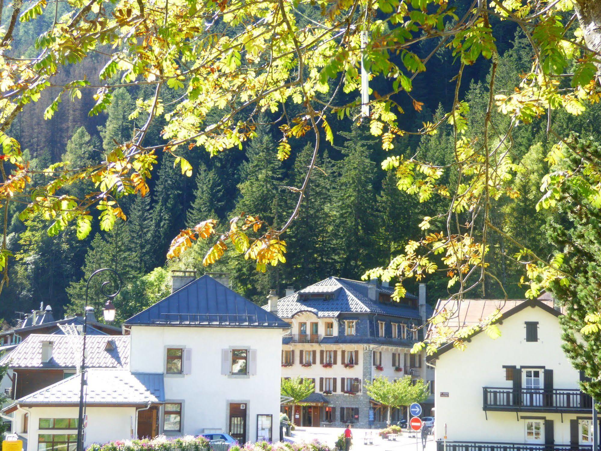 Hotel Restaurant La Couronne Chamonix Kültér fotó